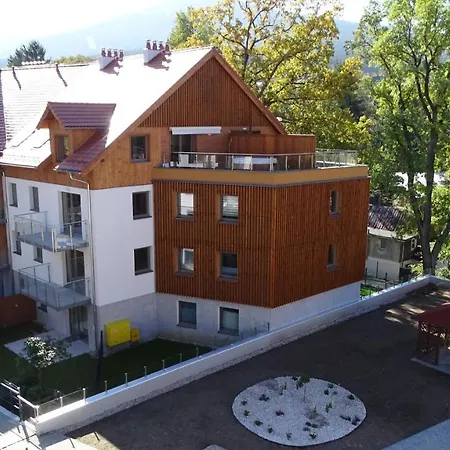 Delux 2 * Шклярська Поремба