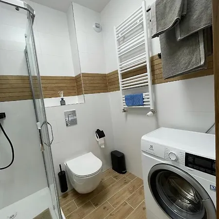 Delux 2 Шклярська Поремба